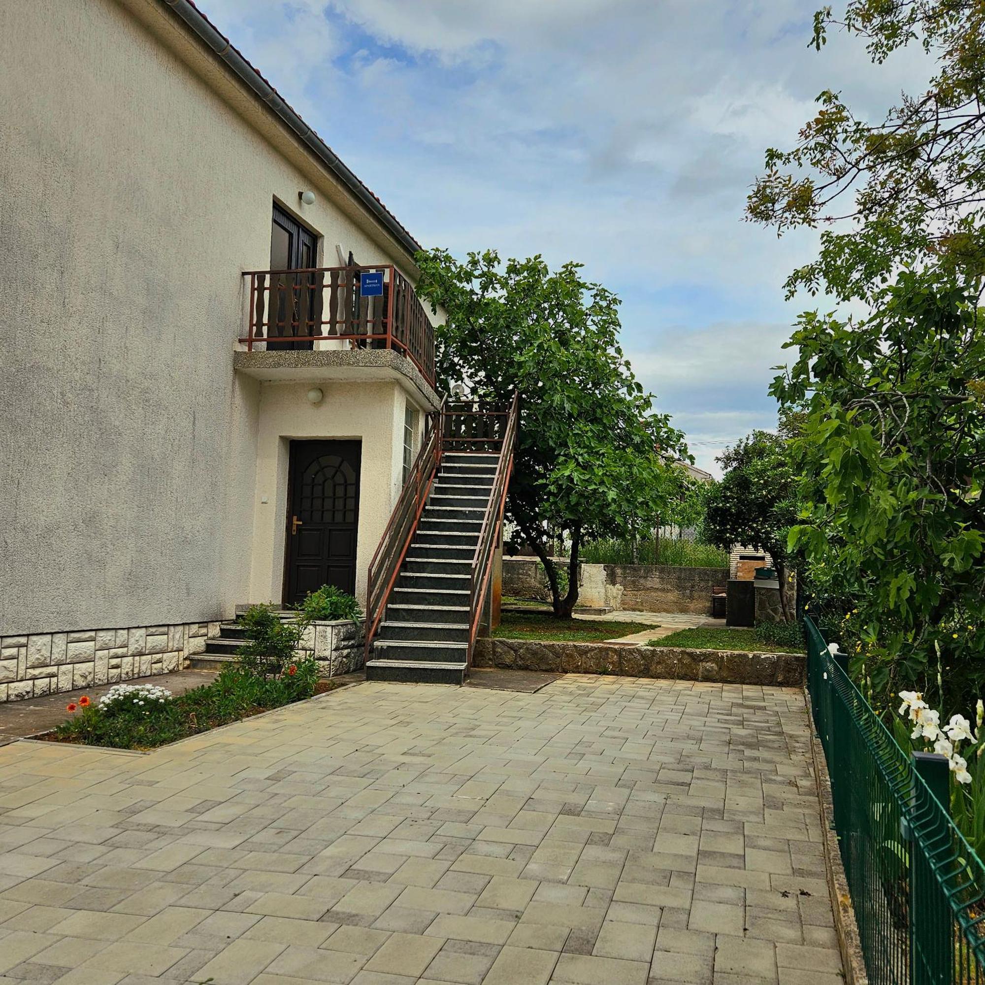 Apartman Agava Njivice Εξωτερικό φωτογραφία